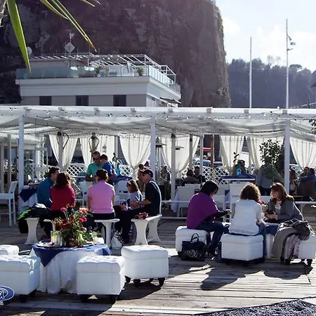 招待所 Sorrento Coast Relais 梅塔